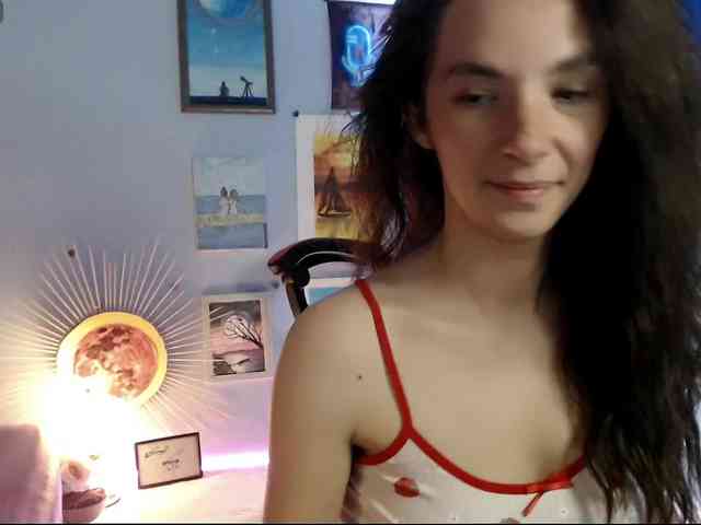 bellaqueen0701 webcam