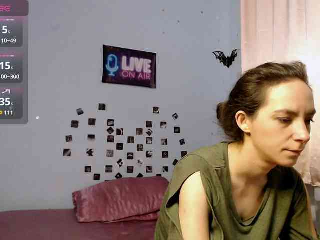 bellaqueen0701 webcam