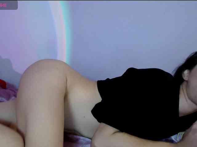 bellaqueen0701 webcam