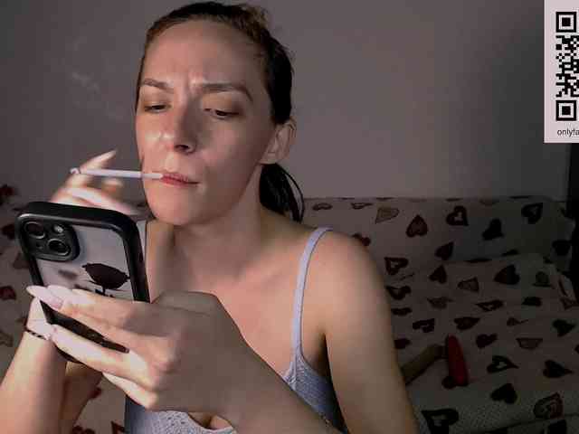 bellaqueen0701 webcam