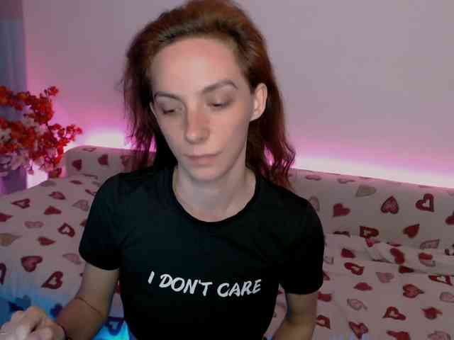 bellaqueen0701 webcam