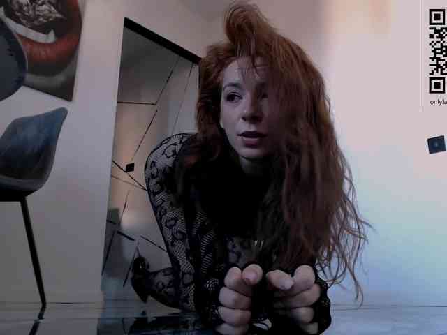 bellaqueen0701 webcam
