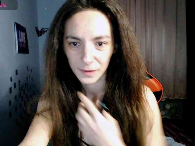 bellaqueen0701 webcam