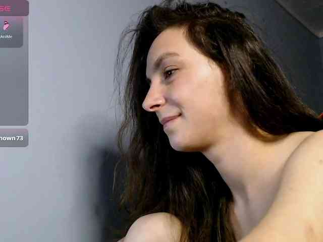 bellaqueen0701 webcam