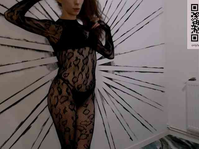 bellaqueen0701 webcam