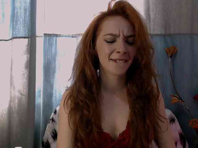 bellaqueen0701 webcam