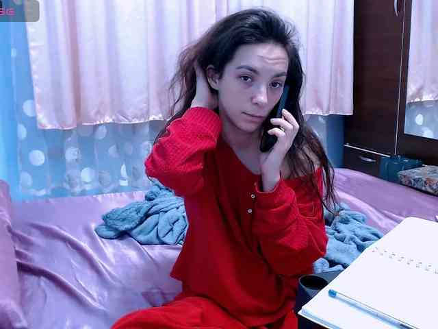 bellaqueen0701 webcam