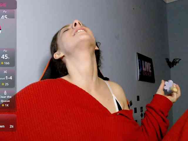 bellaqueen0701 webcam