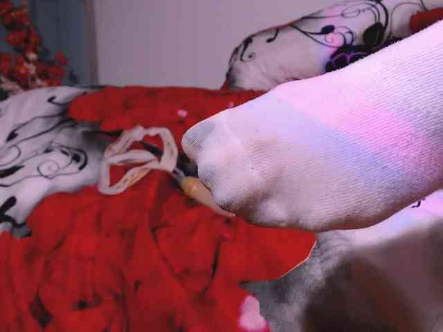 bellaqueen0701 webcam
