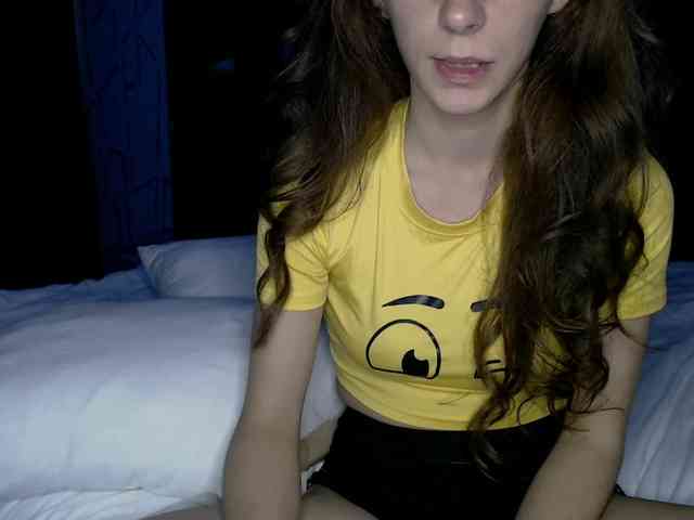 bellaqueen0701 webcam