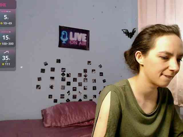bellaqueen0701 webcam
