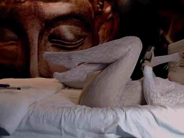 bellaqueen0701 webcam