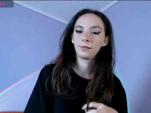 bellaqueen0701 webcam