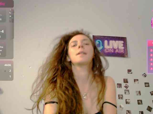 bellaqueen0701 webcam