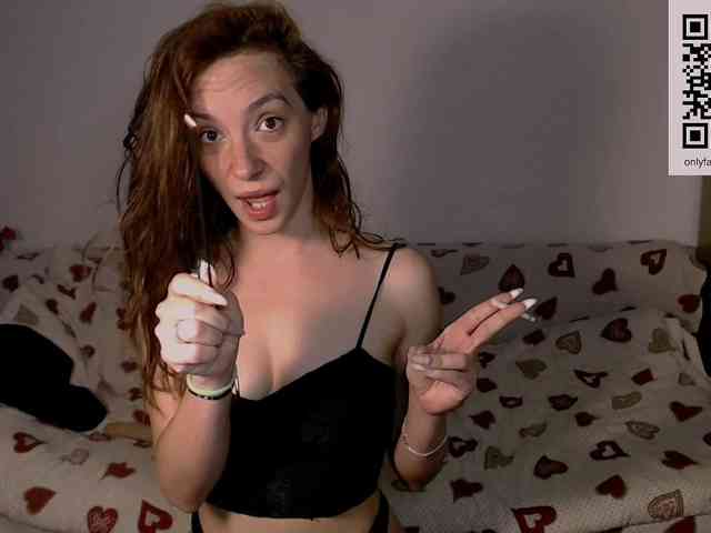 bellaqueen0701 webcam