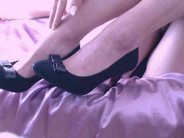 bellaqueen0701 webcam