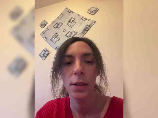 bellaqueen0701 webcam