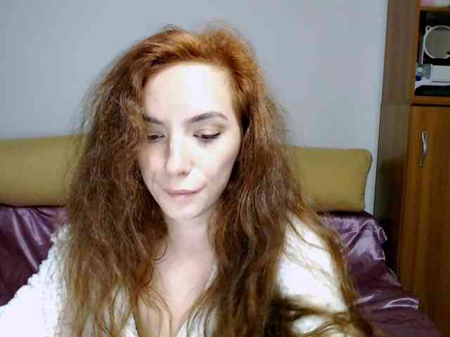 bellaqueen0701 webcam