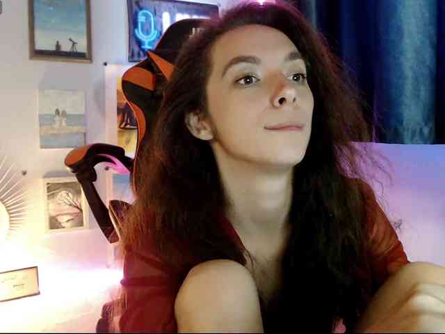 bellaqueen0701 webcam
