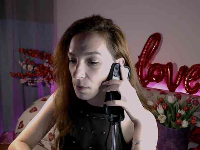 bellaqueen0701 webcam