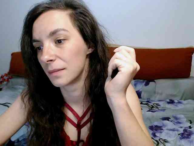 bellaqueen0701 webcam