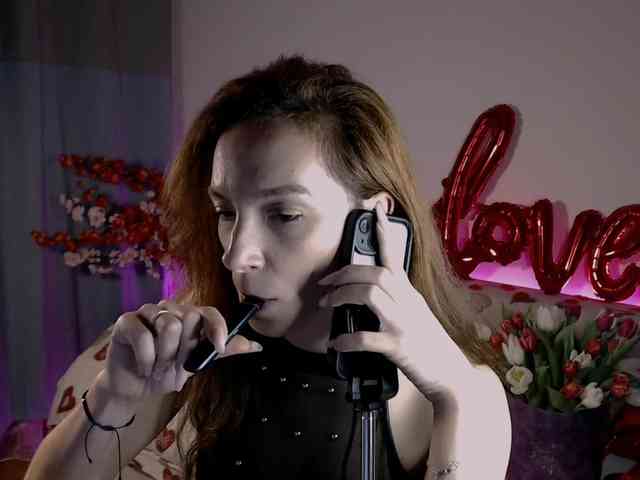 bellaqueen0701 webcam