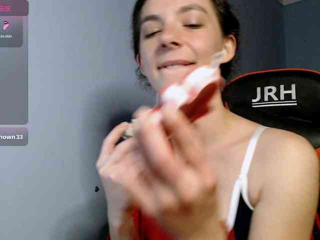 bellaqueen0701 webcam