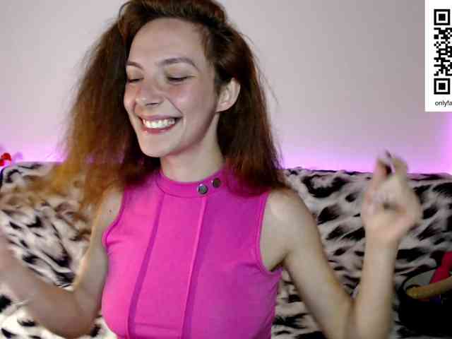 bellaqueen0701 webcam