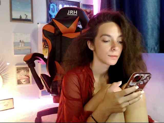 bellaqueen0701 webcam