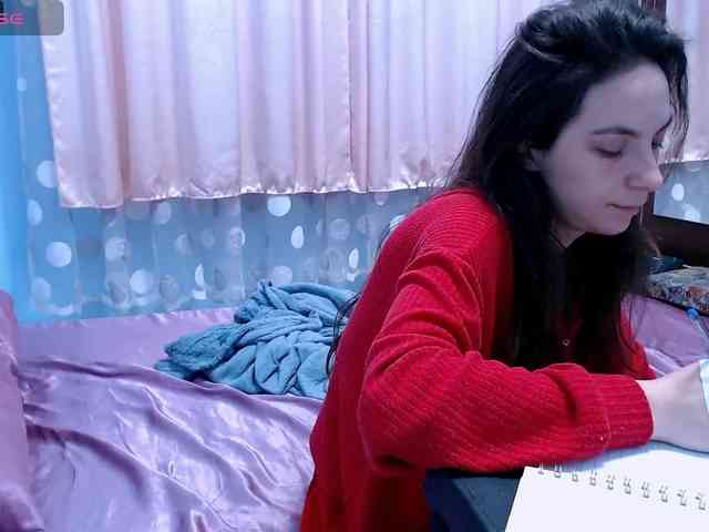 bellaqueen0701 webcam