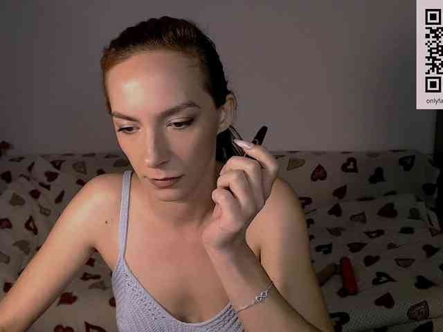 bellaqueen0701 webcam