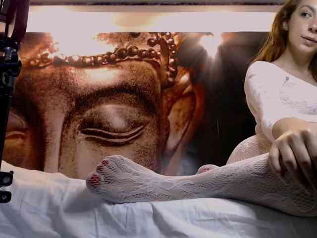 bellaqueen0701 webcam