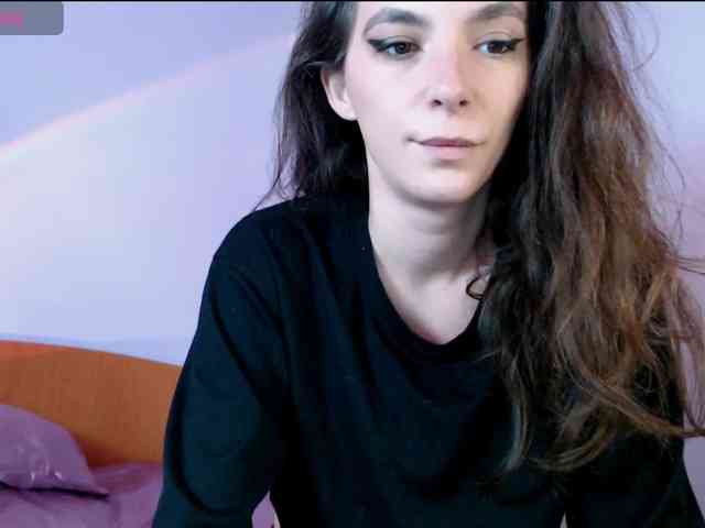 bellaqueen0701 webcam
