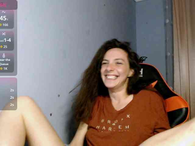 bellaqueen0701 webcam