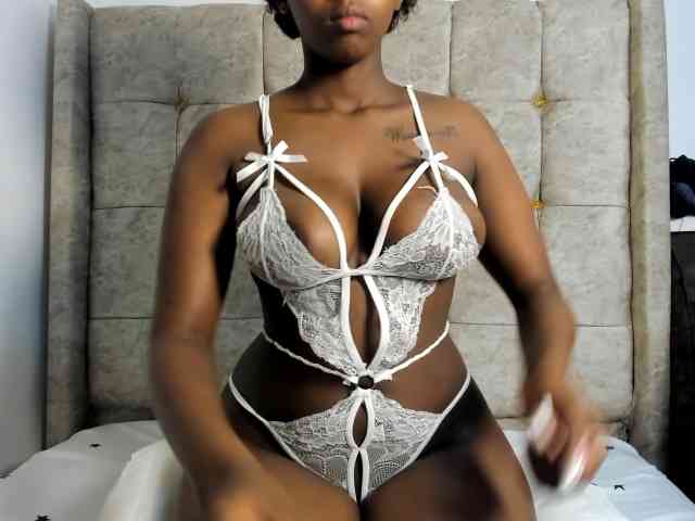 Bunnyy0011 webcam
