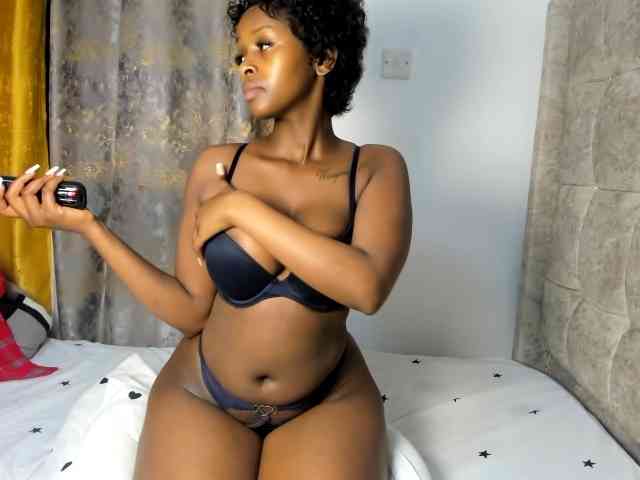 Bunnyy0011 webcam