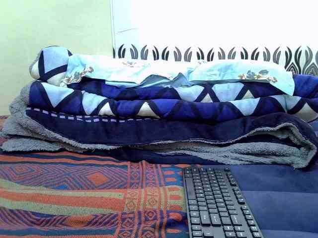 hotbella2002 webcam
