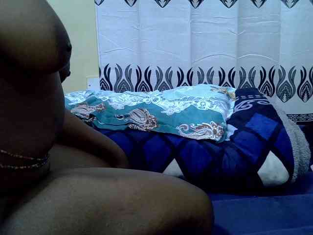 hotbella2002 webcam