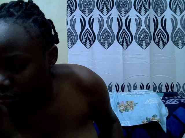 hotbella2002 webcam