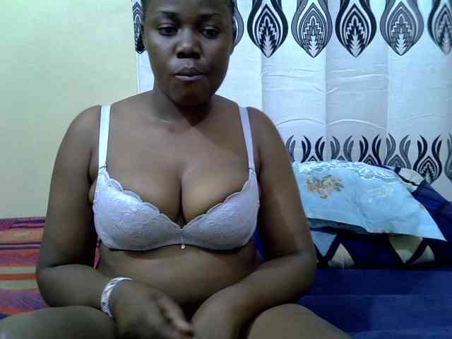 hotbella2002 webcam