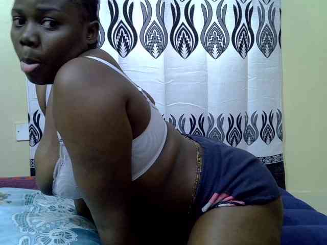 hotbella2002 webcam