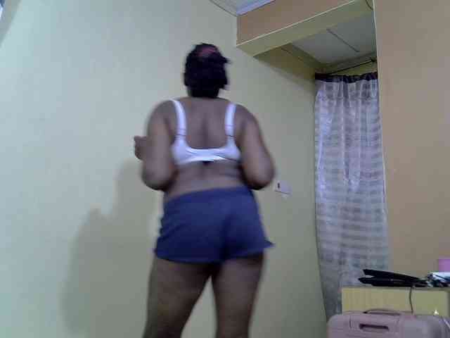 hotbella2002 webcam