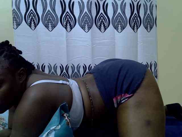 hotbella2002 webcam