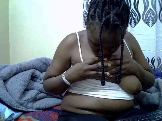 hotbella2002 webcam