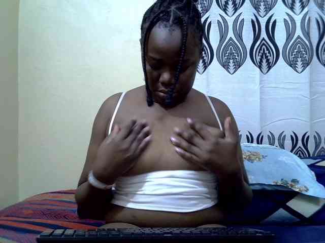 hotbella2002 webcam