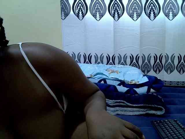 hotbella2002 webcam