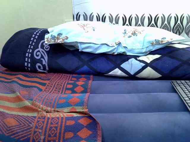 hotbella2002 Live Webcam on BongaCams