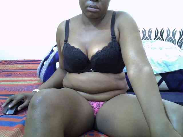 hotbella2002 webcam