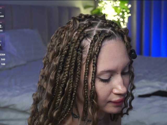 PLUXURY-'s BongaCams show and profile