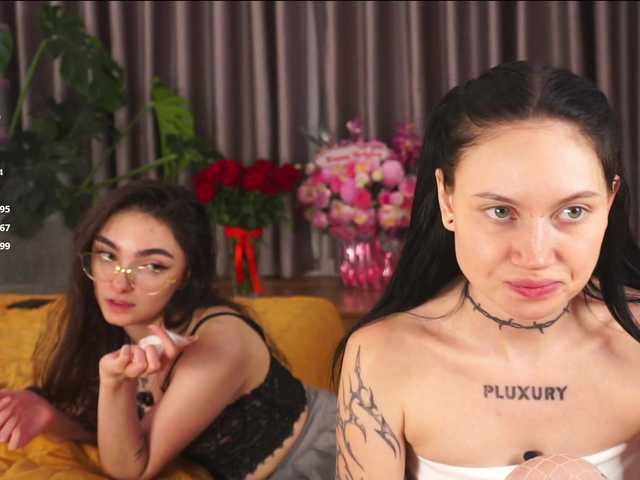 PLUXURY-'s BongaCams show and profile